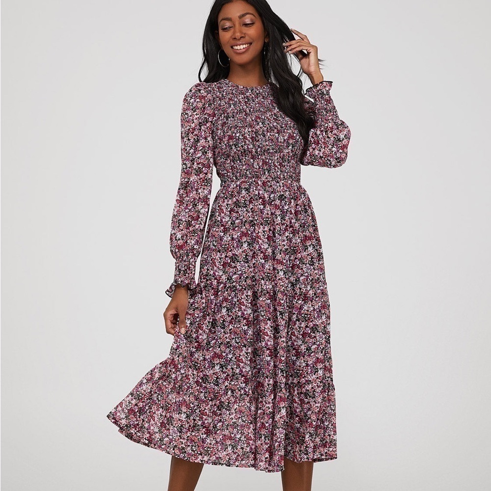 Suzy Shier floral maxi dress size L pink printed smocked fit and flare tiered he